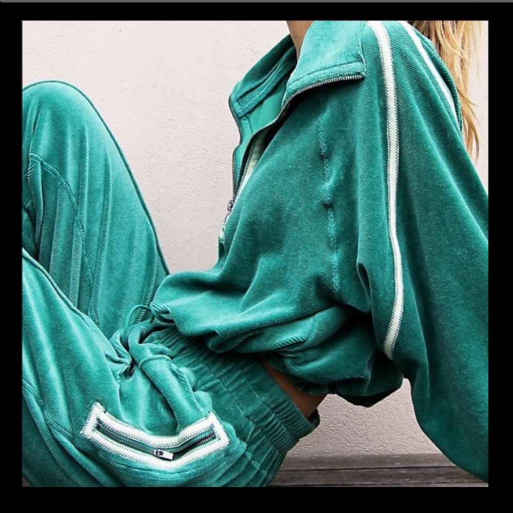 Free People Movement Set